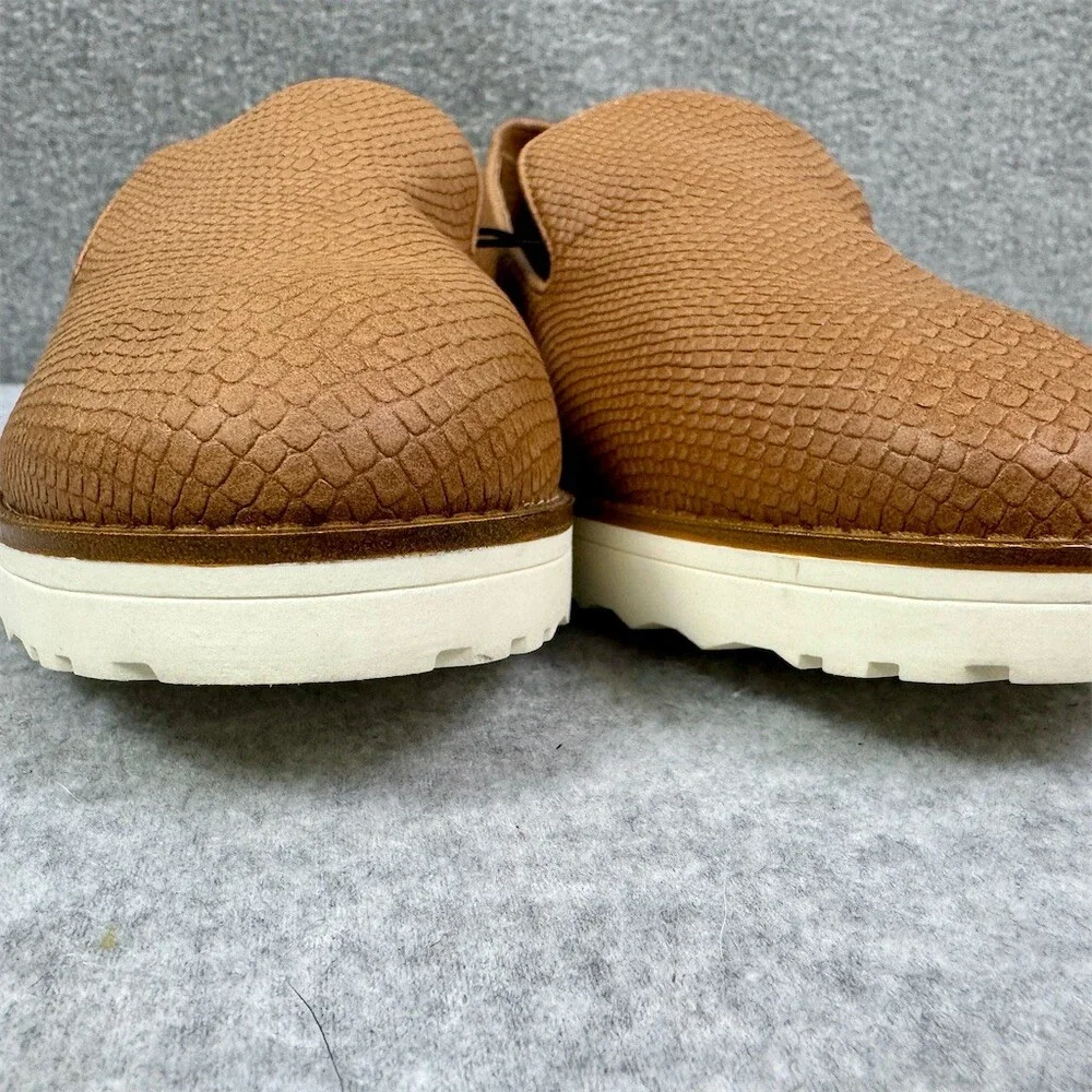 Aldo Womens Loafer Comfort Flats Brown Embossed Slip On Size 11